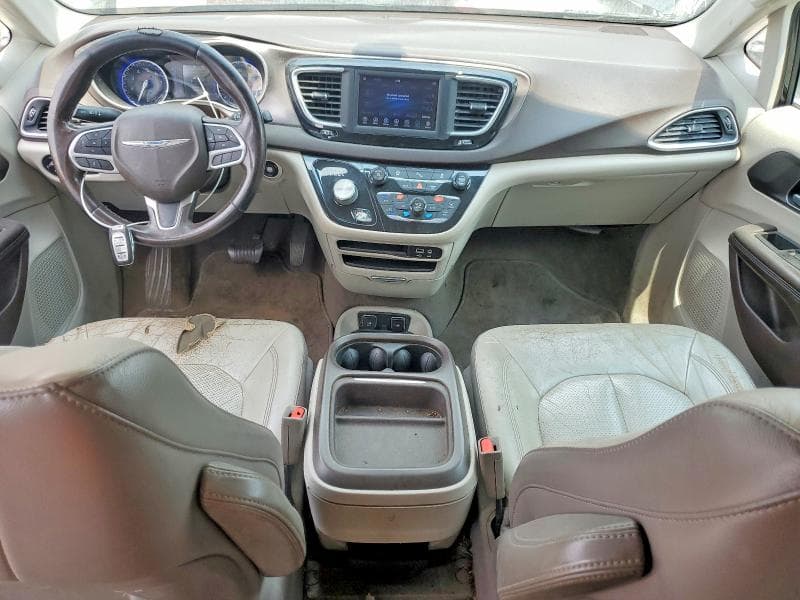 2018 CHRYSLER PACIFICA TOURING L 8