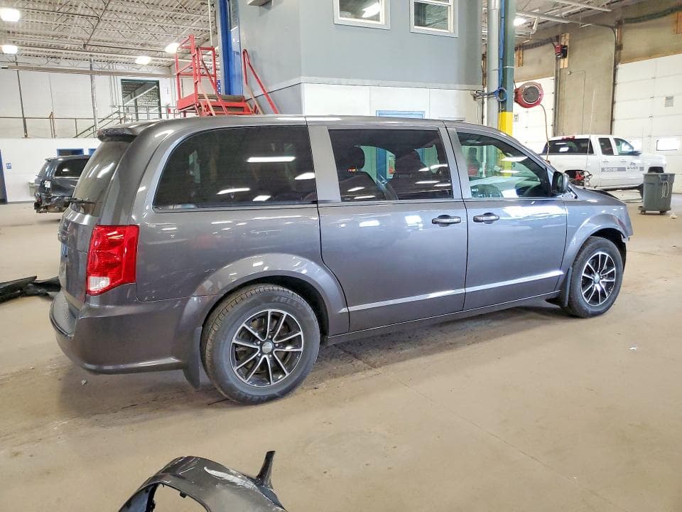 2018 DODGE GRAND CARAVAN SE 3