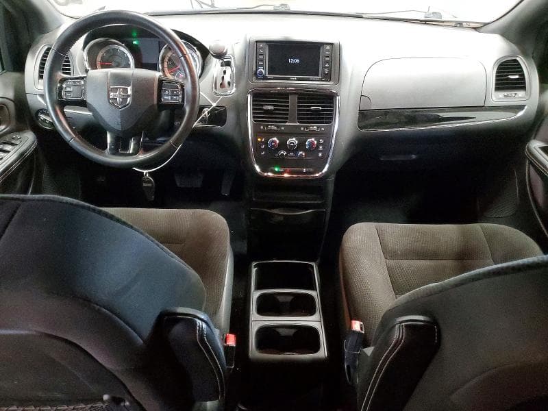2018 DODGE GRAND CARAVAN SE 8