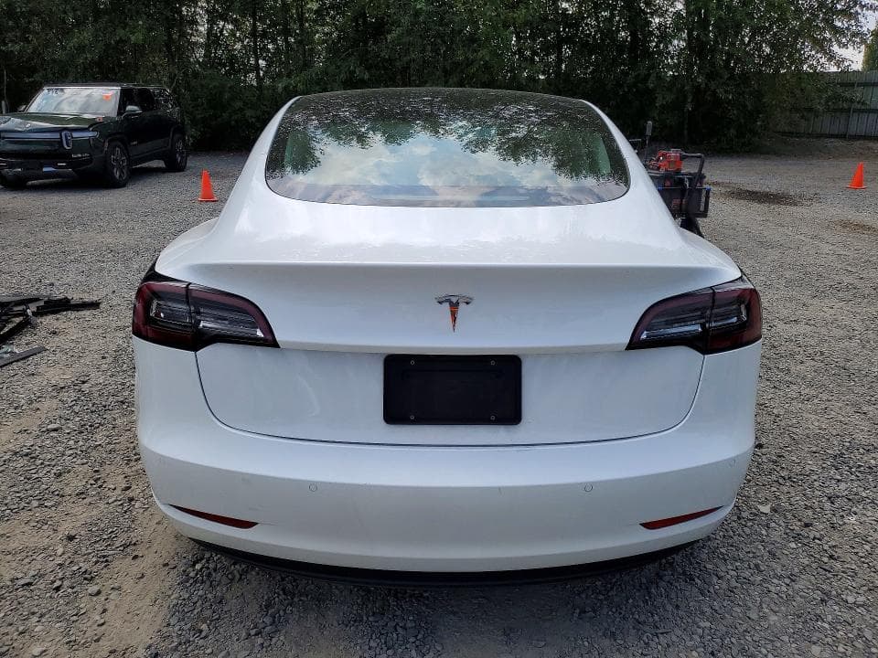 2021 TESLA MODEL 3 6