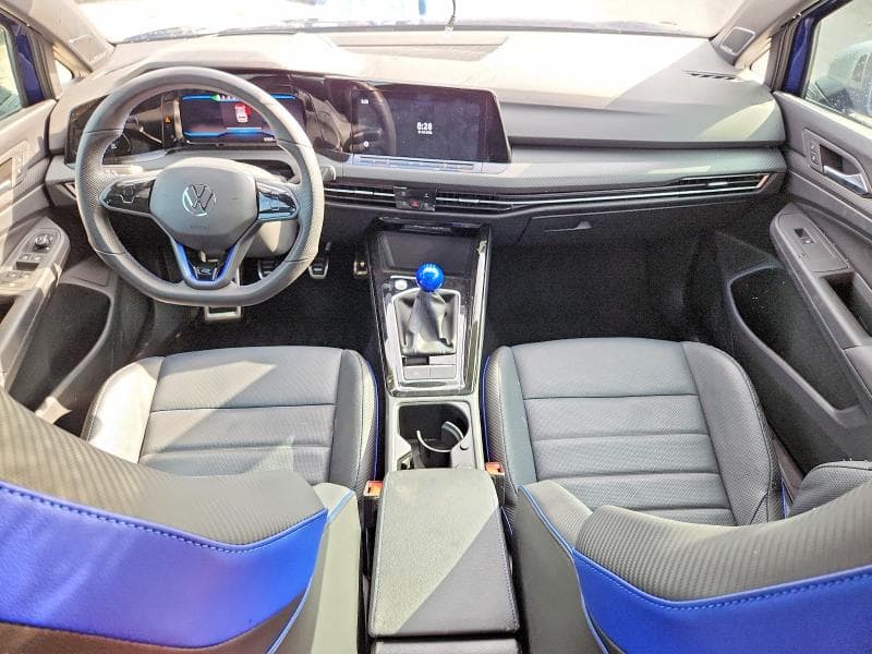 2024 VOLKSWAGEN GOLF R 8
