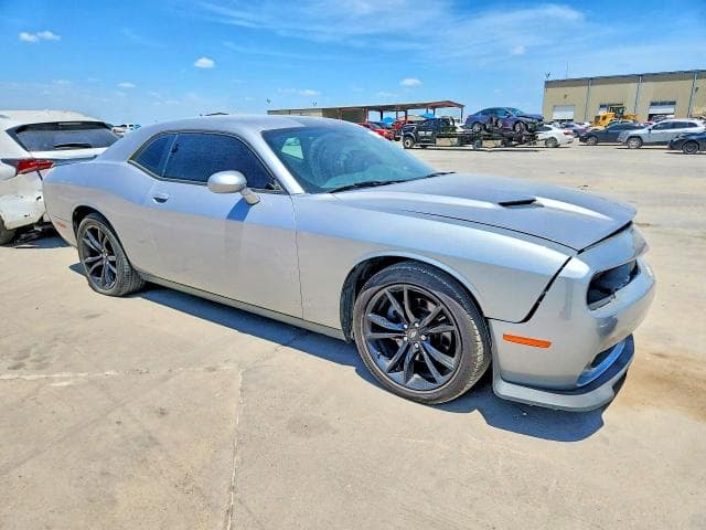 2017 DODGE CHALLENGER SXT 4