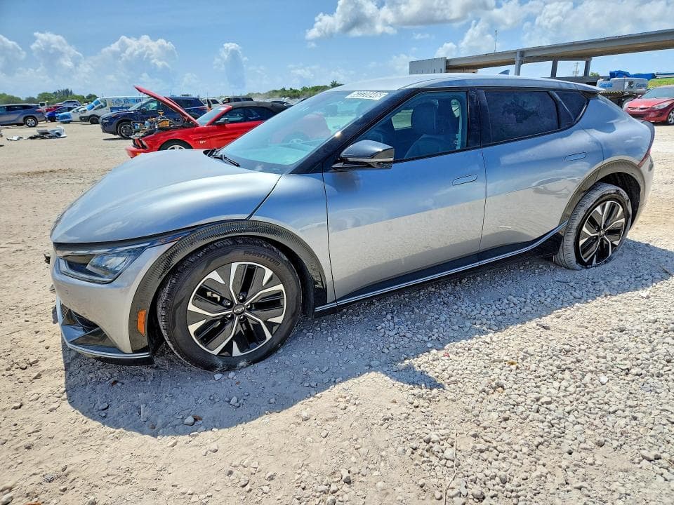 2023 KIA EV6 WIND - 1