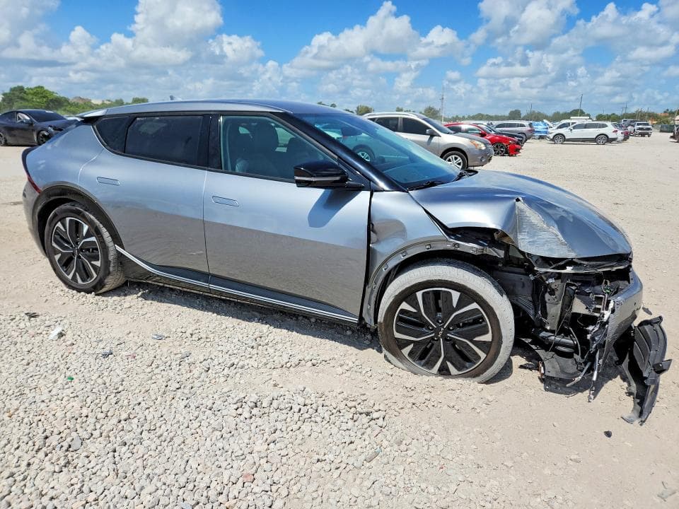 2023 KIA EV6 WIND 4