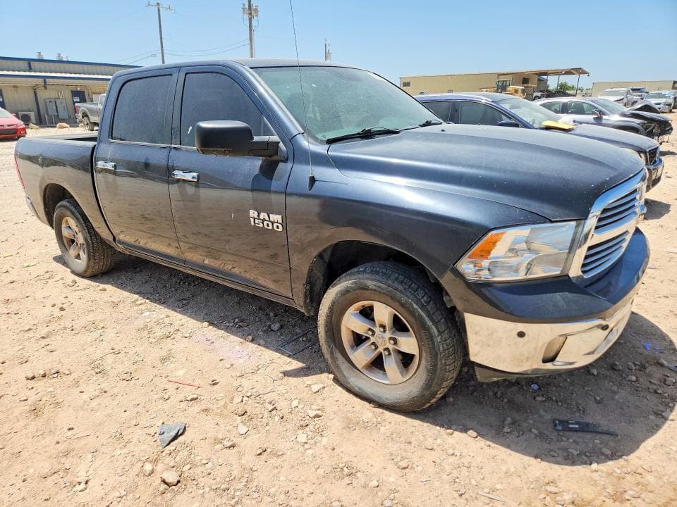 2017 RAM 1500 SLT SLT 4