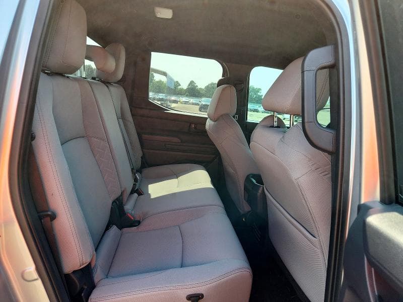 2024 TOYOTA TACOMA SR5 10