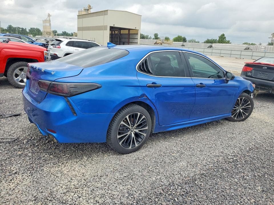 2019 TOYOTA CAMRY SE 3