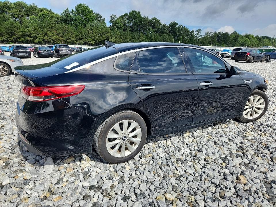 2018 KIA OPTIMA S 3