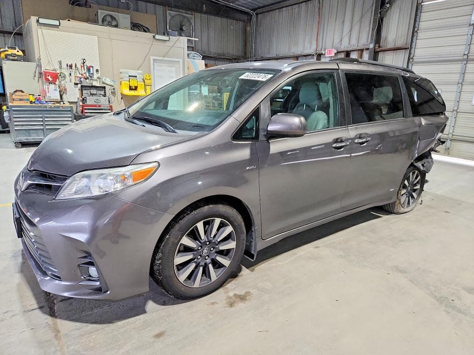 2020 TOYOTA SIENNA XLE 7-PASSENGER - 1