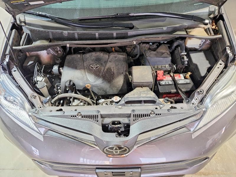2020 TOYOTA SIENNA XLE 7-PASSENGER 12