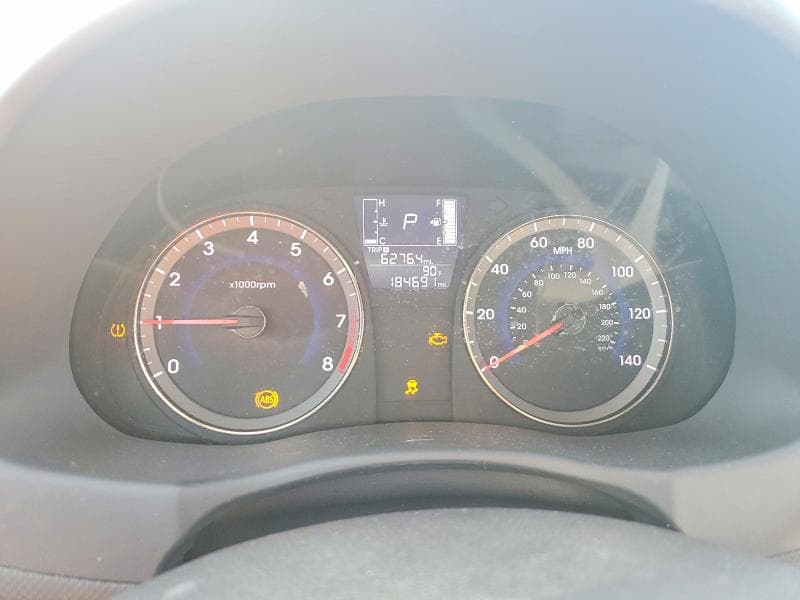2017 HYUNDAI ACCENT SE 9