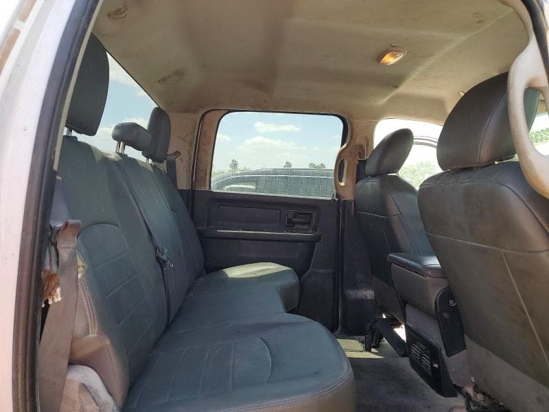 2017 RAM 1500 ST 10