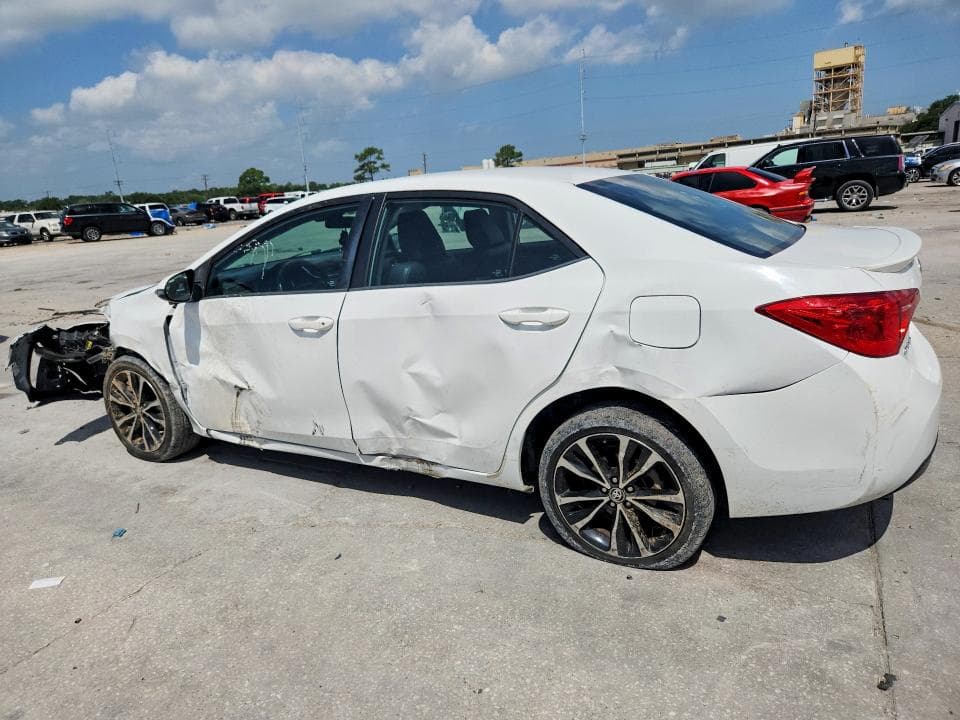 2017 TOYOTA COROLLA SE 2