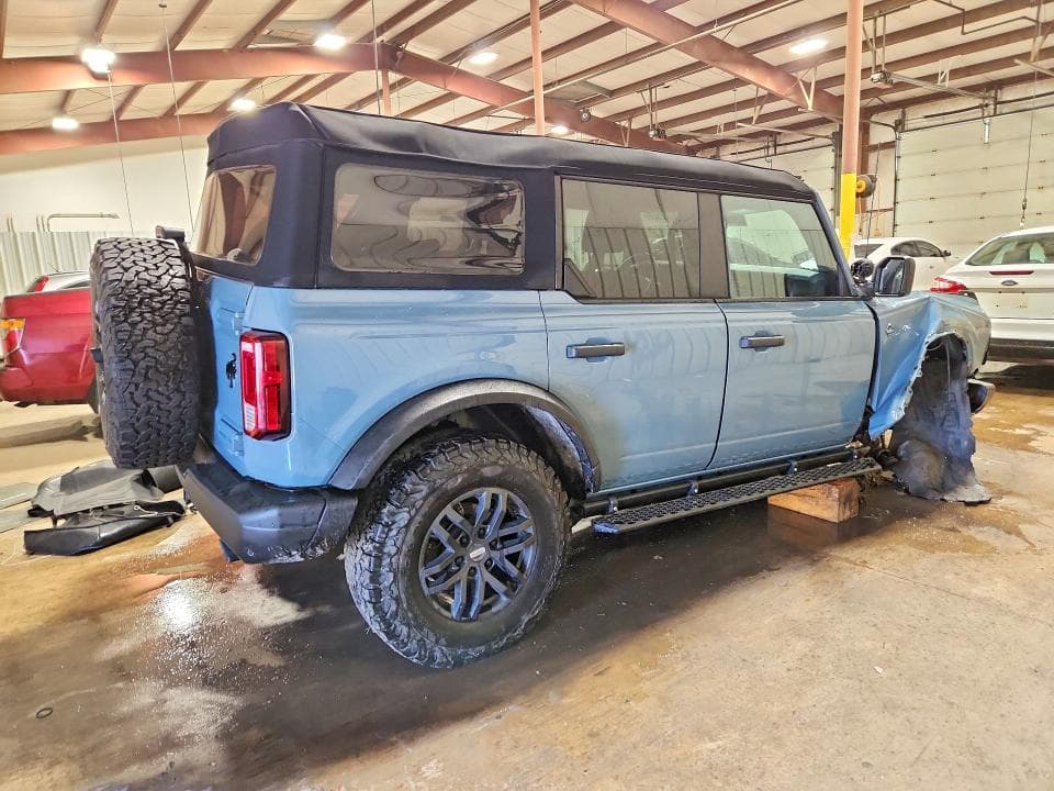 2023 FORD BRONCO BASE 3