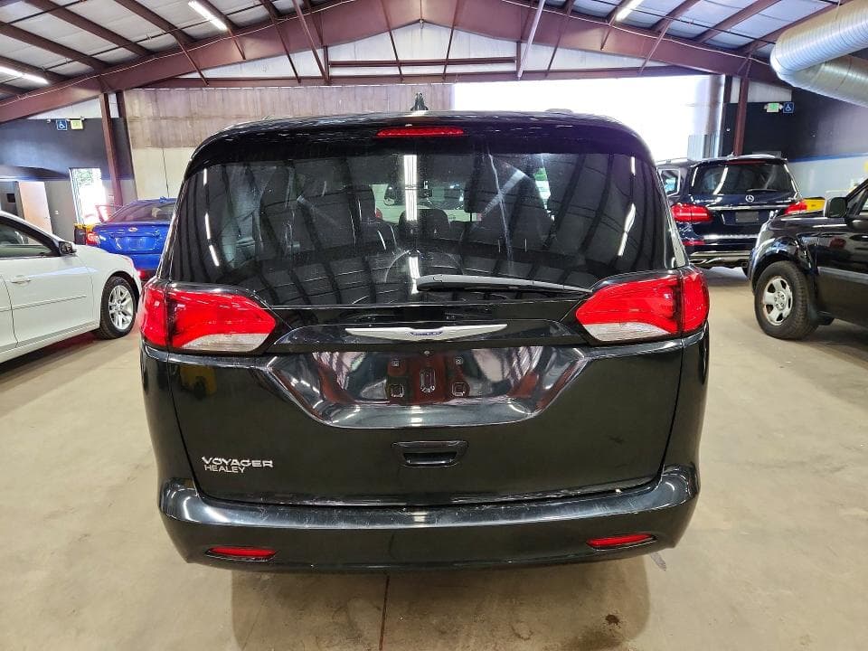 2020 CHRYSLER VOYAGER LXI LXI 6