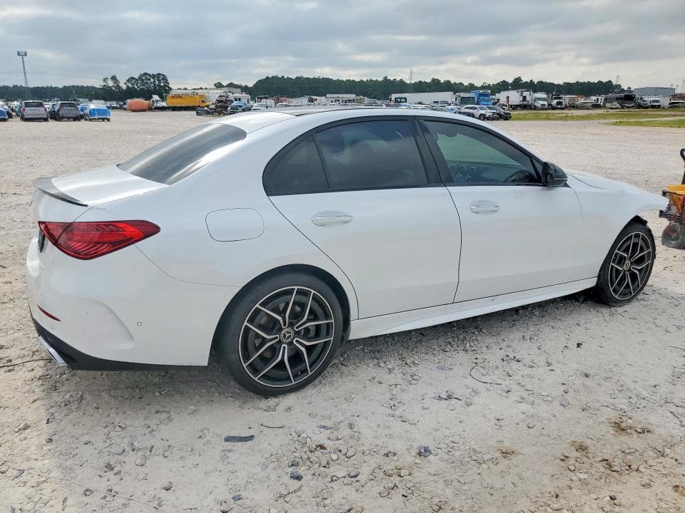 2024 MERCEDES-BENZ C 300 3
