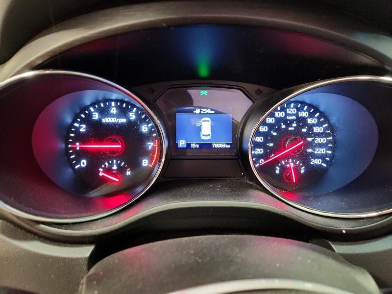 2021 KIA SEDONA LX 9