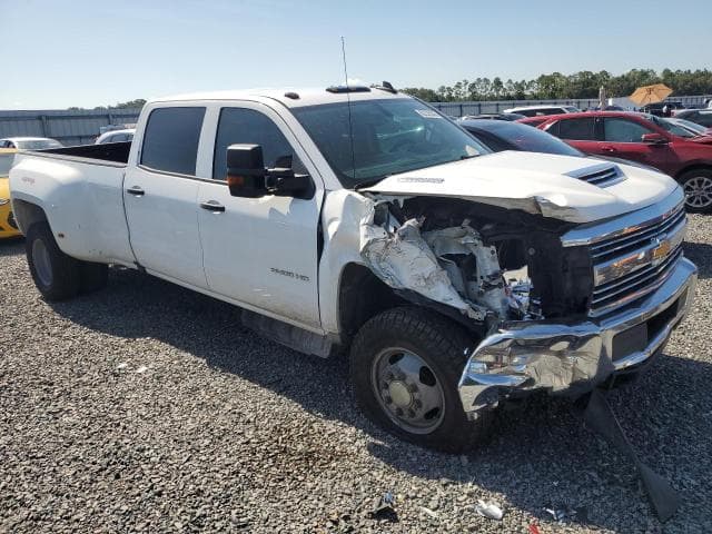 2017 CHEVROLET SILVERADO K3500 4