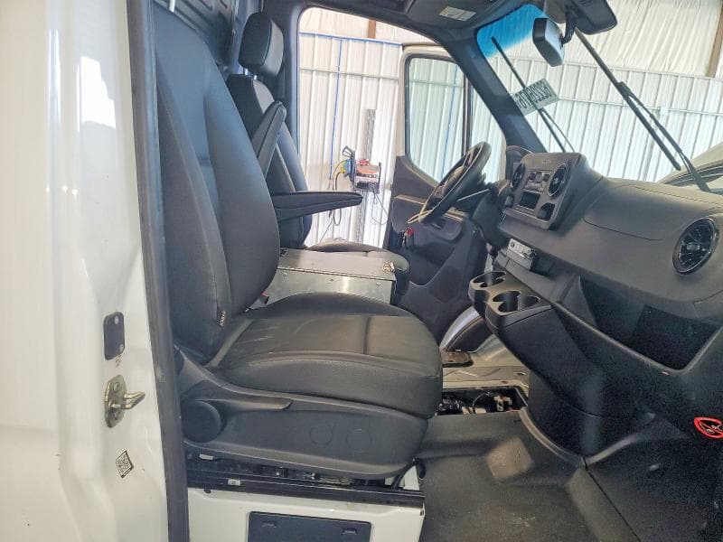2023 MERCEDES-BENZ SPRINTER 2500 DELIVERY VAN 11