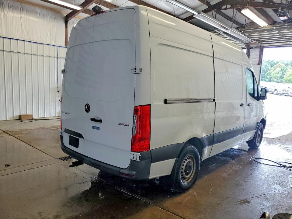 2023 MERCEDES-BENZ SPRINTER 2500 DELIVERY VAN 3