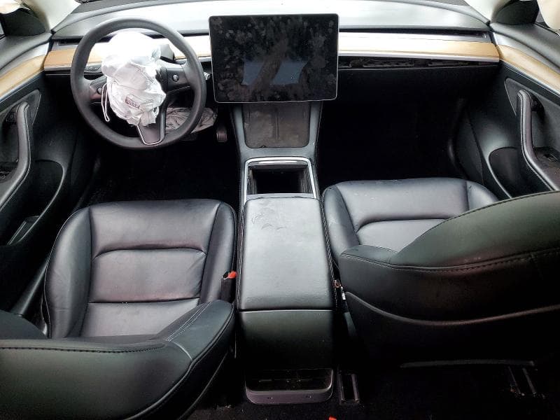 2022 TESLA MODEL 3 9