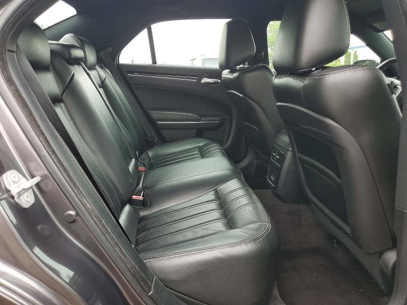 2017 CHRYSLER 300 S 10