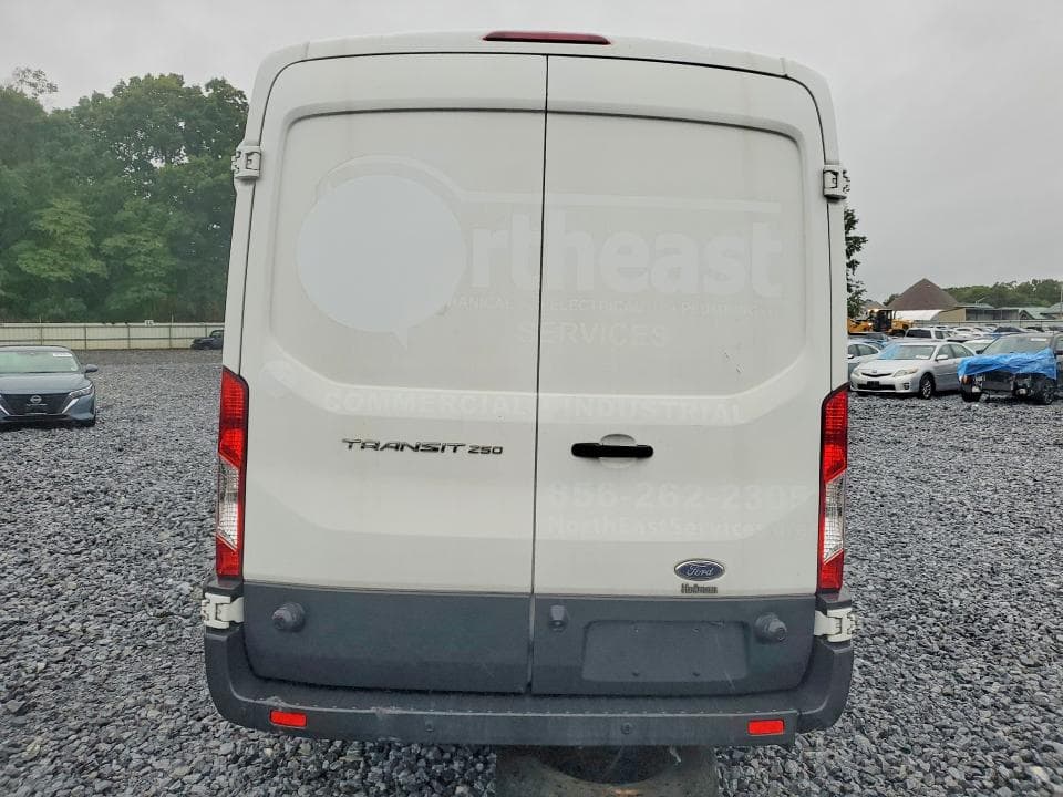2017 FORD TRANSIT T-250 6