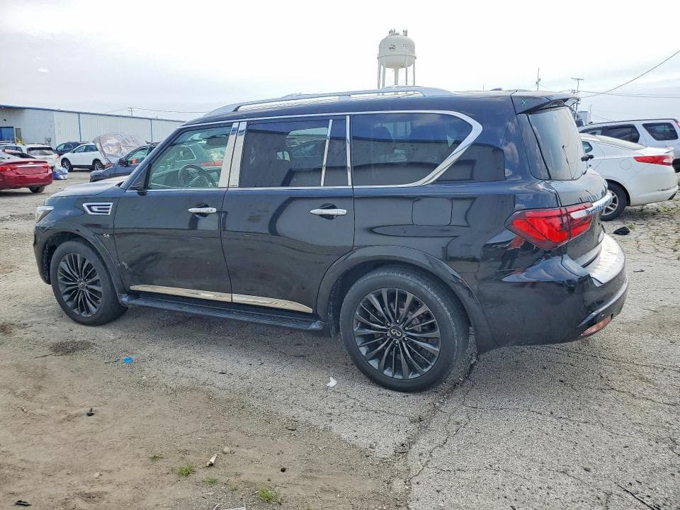 2019 INFINITI QX80 LUXE 2