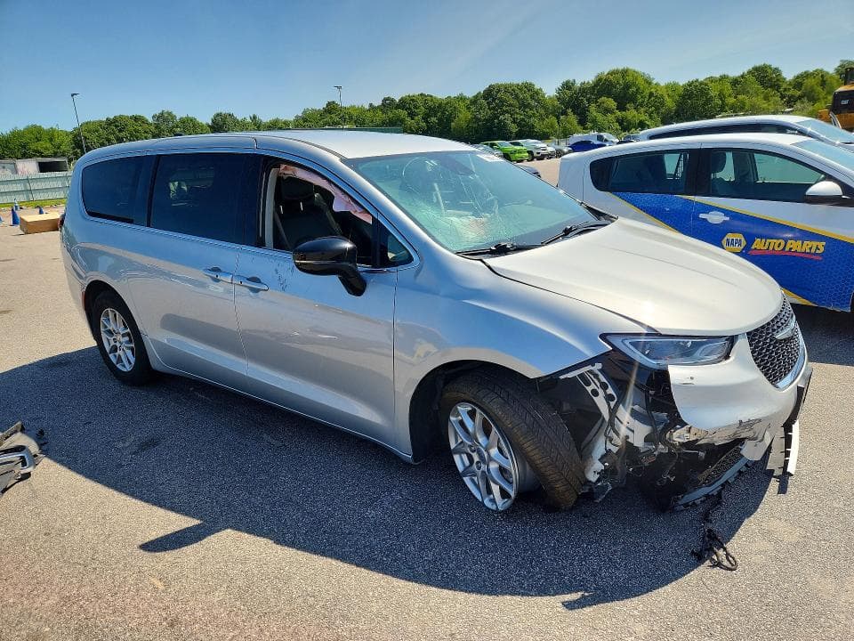 2024 CHRYSLER PACIFICA TOURING L 4