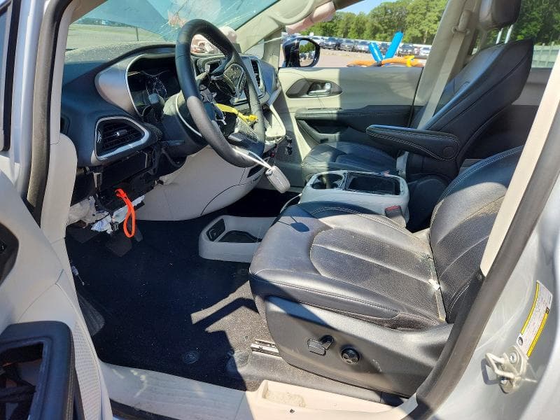 2024 CHRYSLER PACIFICA TOURING L 7