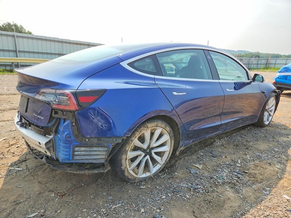 2020 TESLA MODEL 3 3