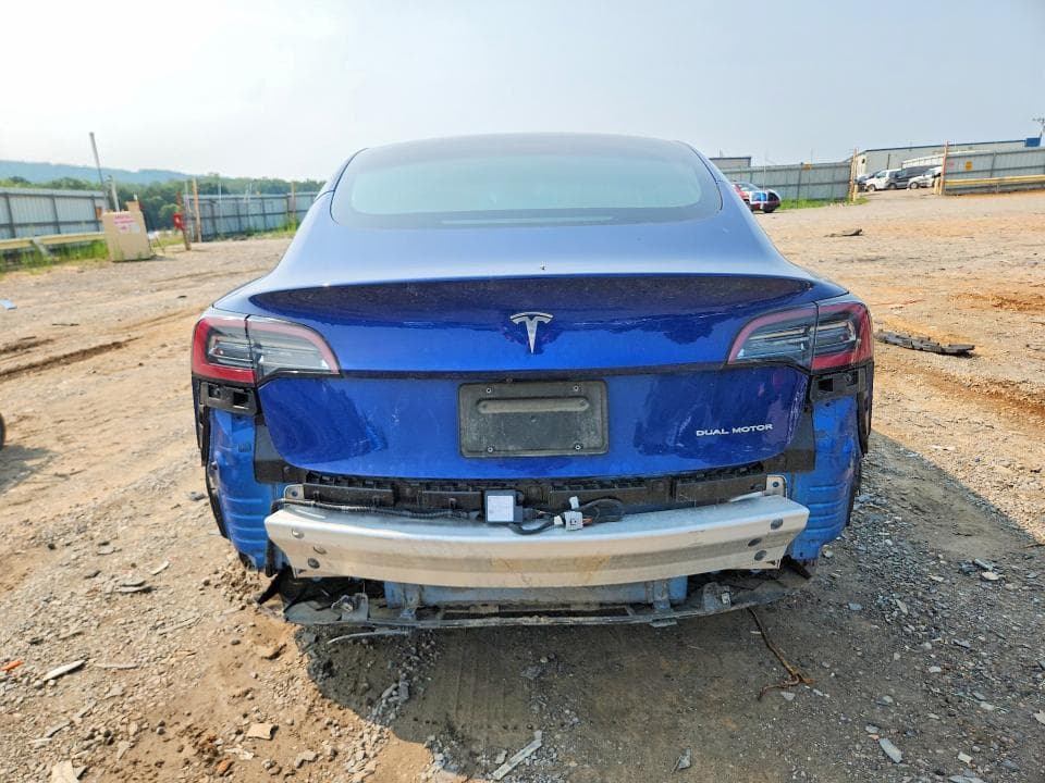 2020 TESLA MODEL 3 6