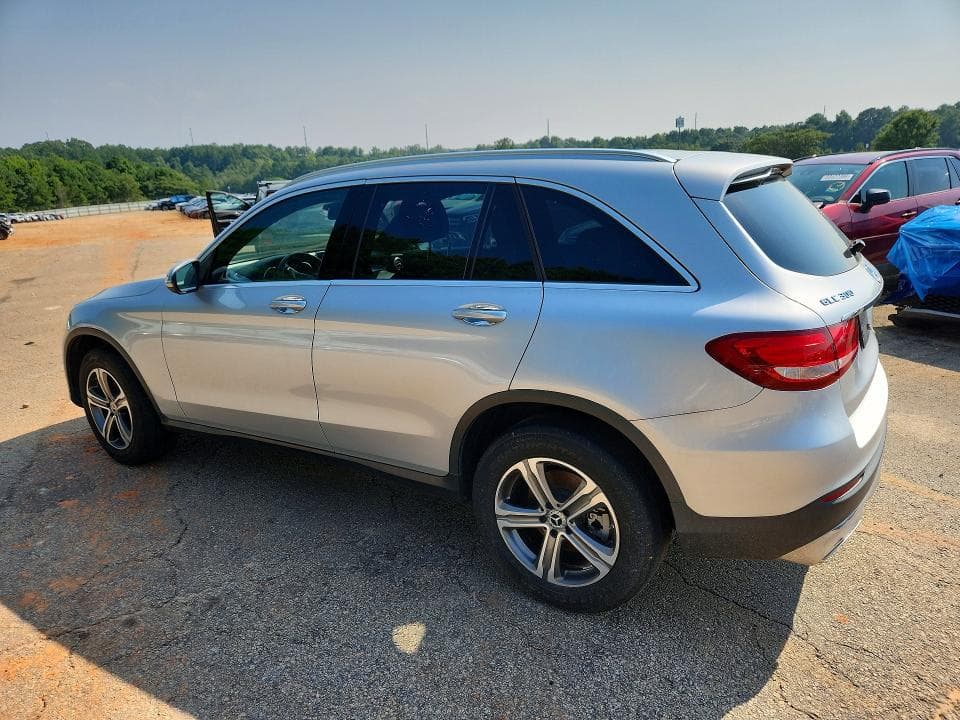 2017 MERCEDES-BENZ GLC 300 2
