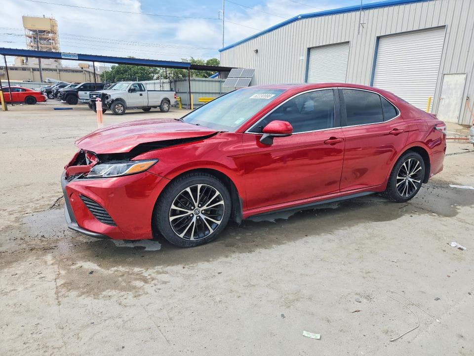 2020 TOYOTA CAMRY SE - 1