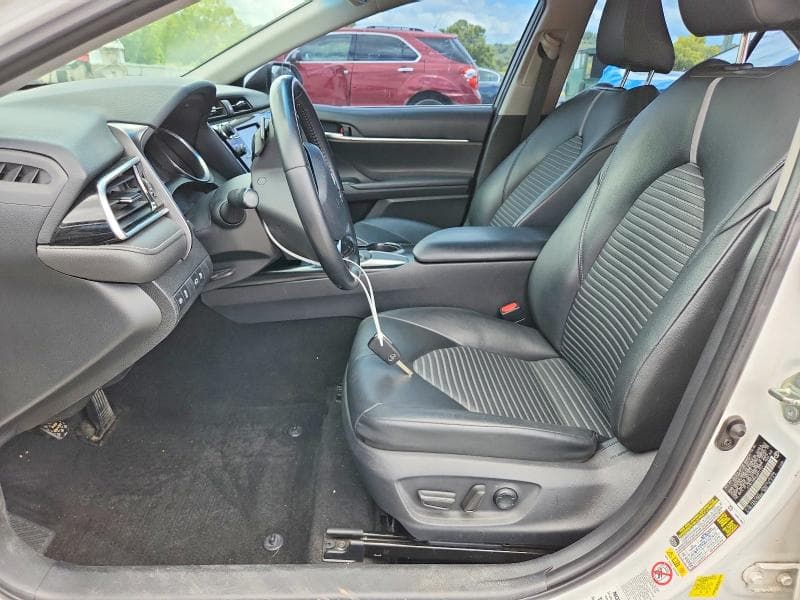 2018 TOYOTA CAMRY SE 7
