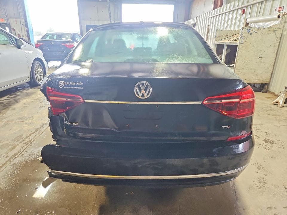 2017 VOLKSWAGEN PASSAT S 6