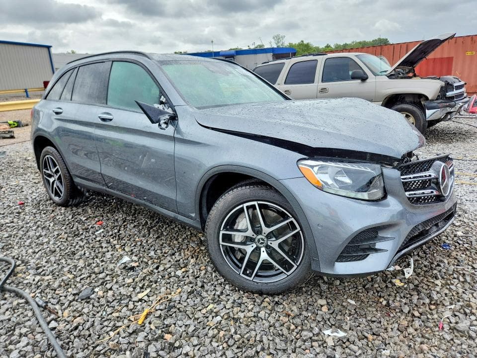 2019 MERCEDES-BENZ GLC 300 4MATIC 4