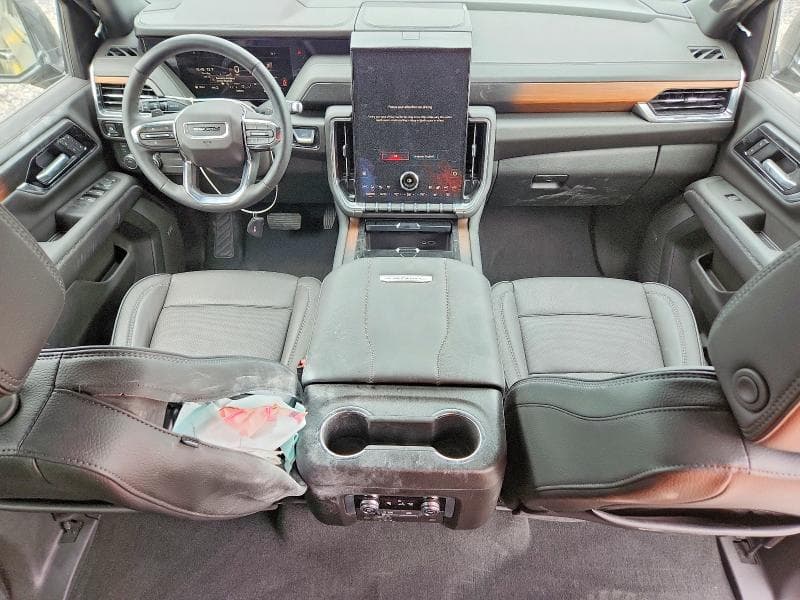 2026 GMC YUKON XL DENALI 8