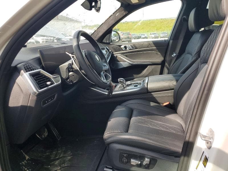 2025 BMW X7 ALPINA XB7 7