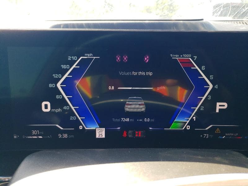 2025 BMW X7 ALPINA XB7 9