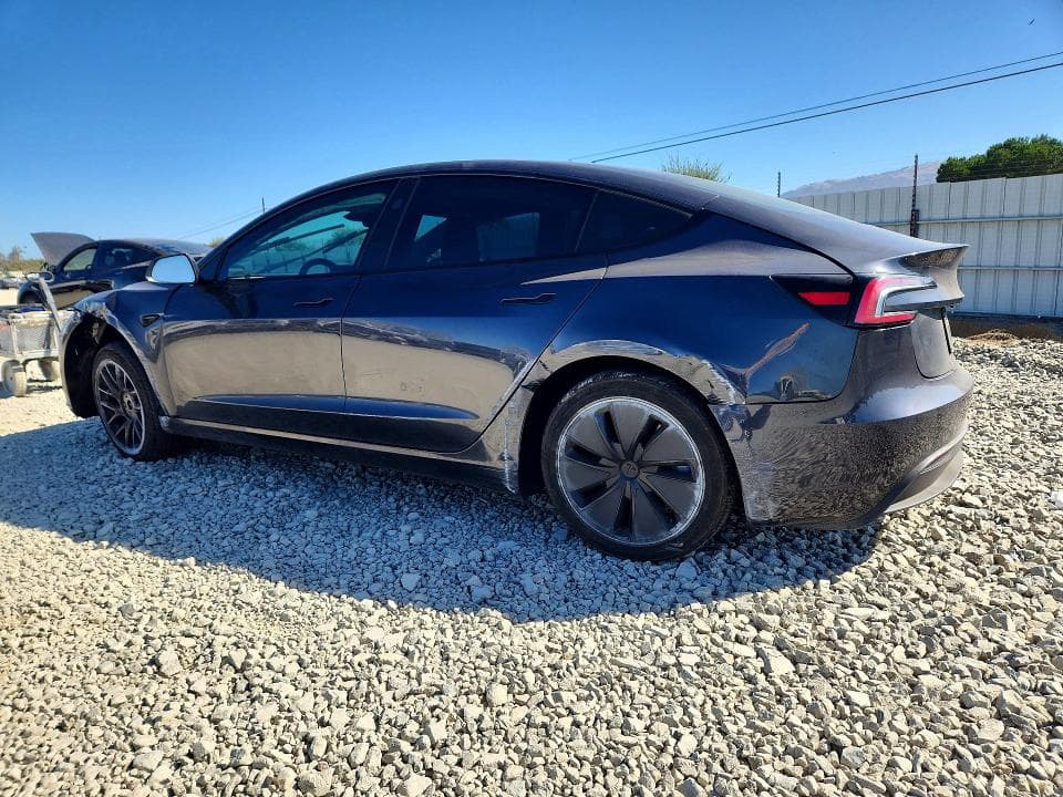 2025 TESLA MODEL 3 2