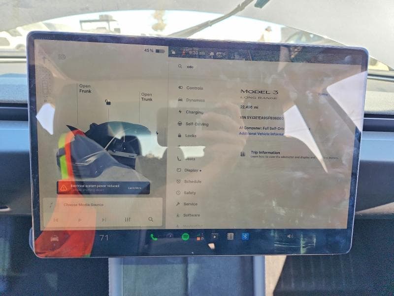 2025 TESLA MODEL 3 9