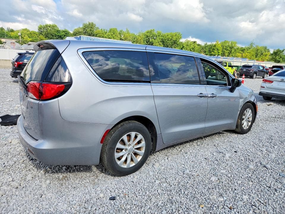 2017 CHRYSLER PACIFICA TOURING 3