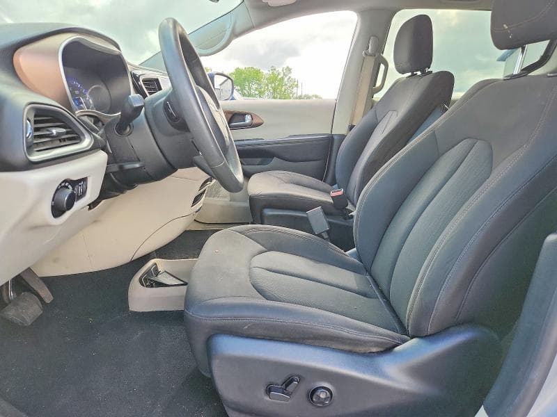 2017 CHRYSLER PACIFICA TOURING 7