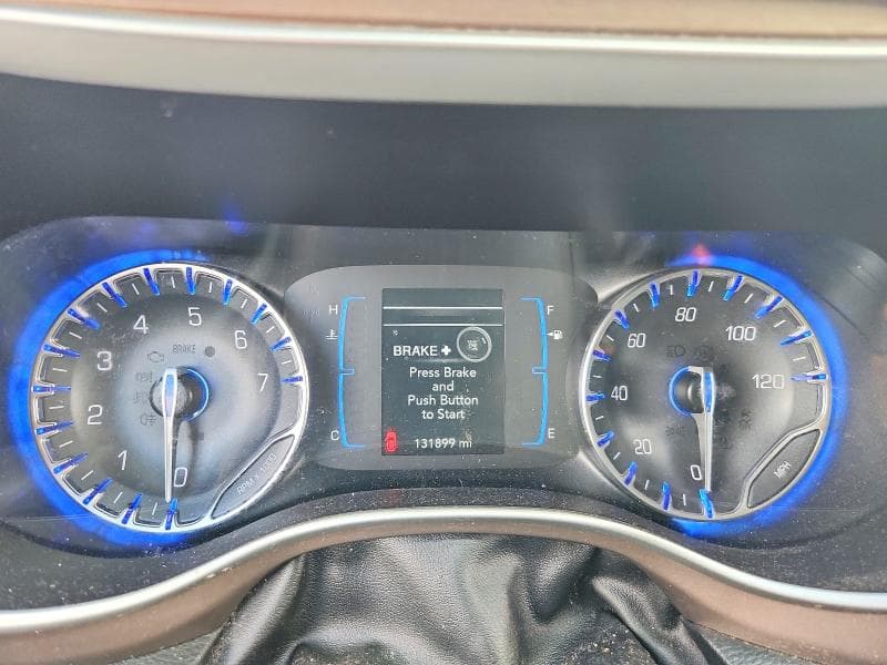 2017 CHRYSLER PACIFICA TOURING 9