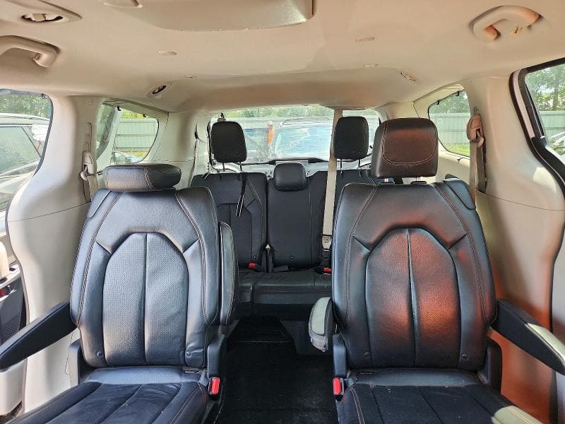 2018 CHRYSLER PACIFICA TOURING L 10