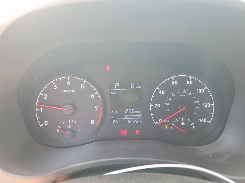 2018 HYUNDAI ACCENT SE 9