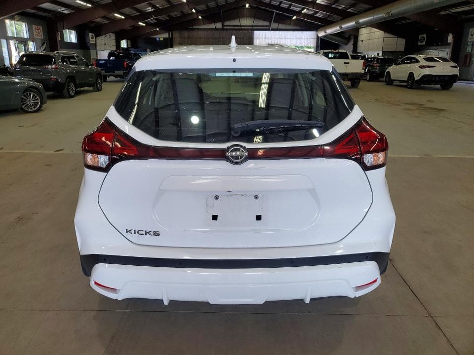 2023 NISSAN KICKS S 6
