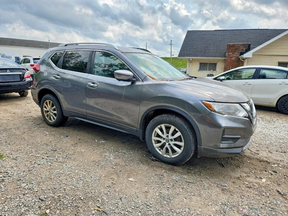 2018 NISSAN ROGUE SV SV 4