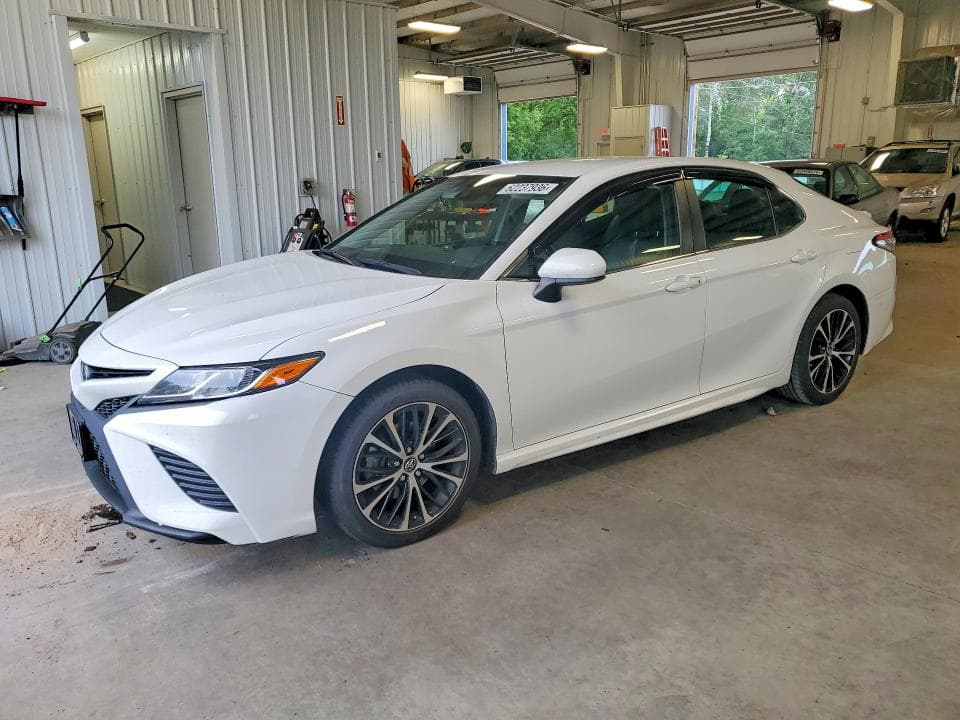 2018 TOYOTA CAMRY SE SE - 1